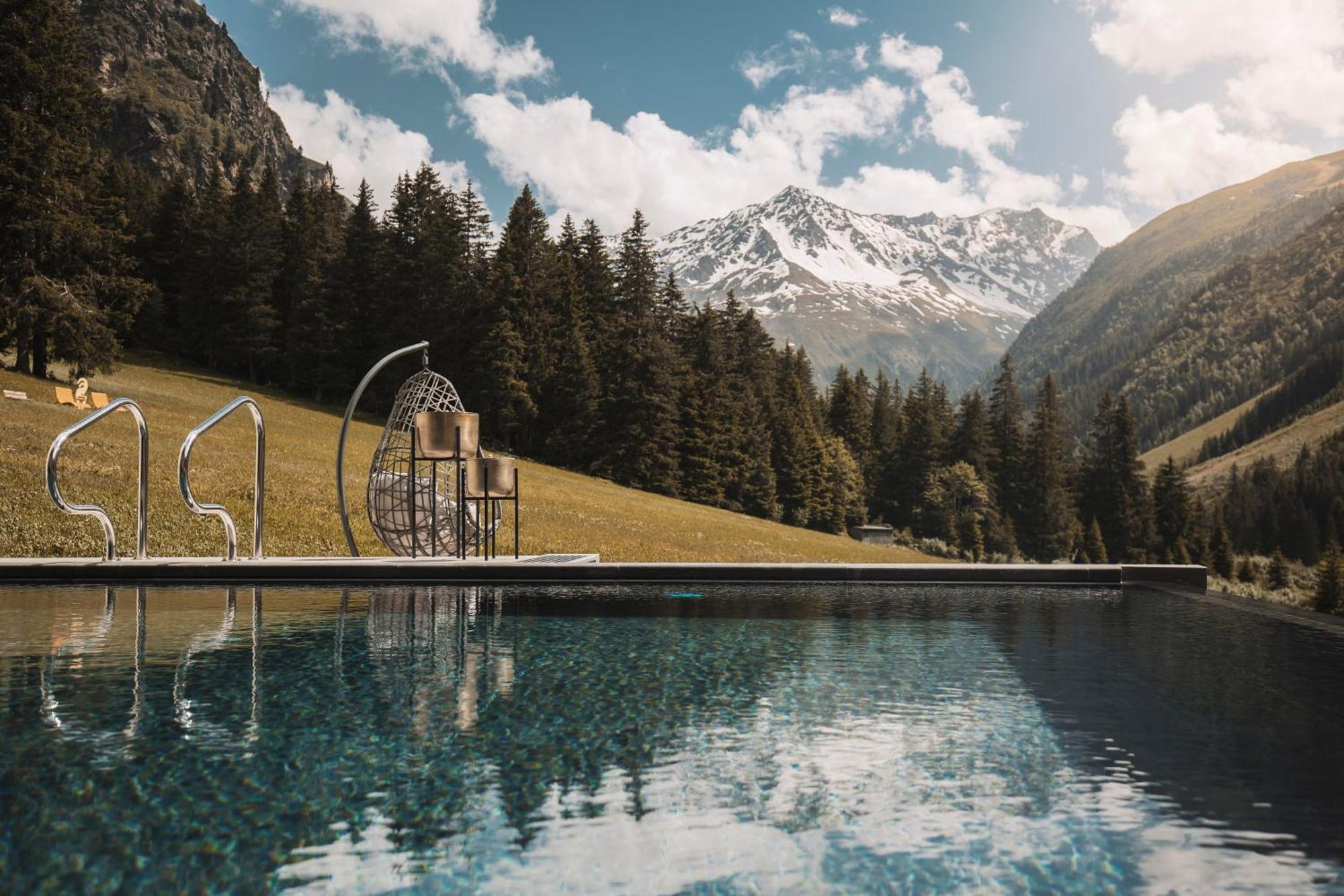 Alpine Resort Sportalm Санкт-Леонгард-ім-Пітцталь Екстер'єр фото